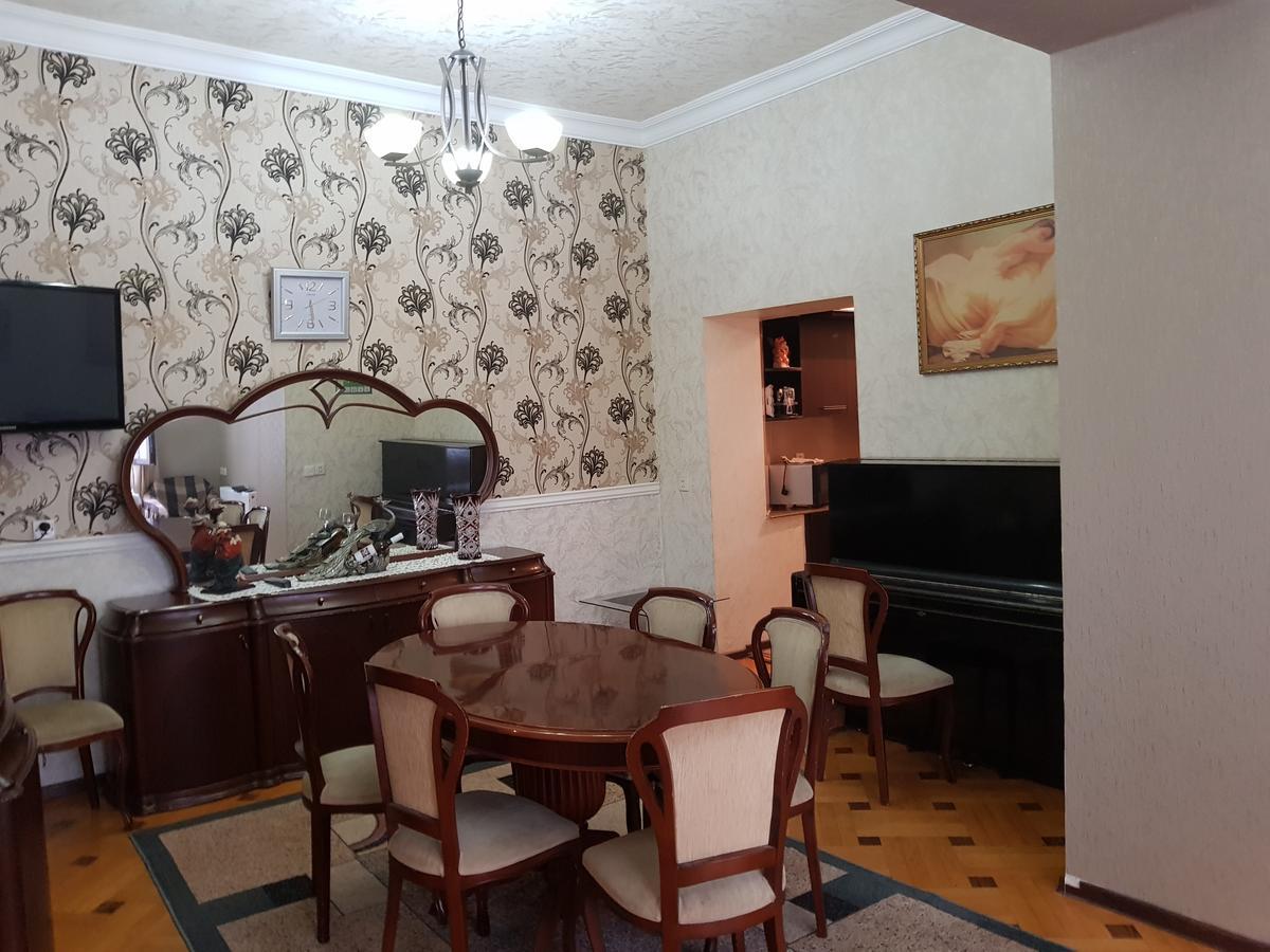 Apartments Cira Batumi Bagian luar foto