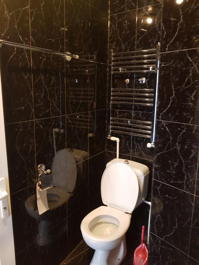 Apartments Cira Batumi Bagian luar foto