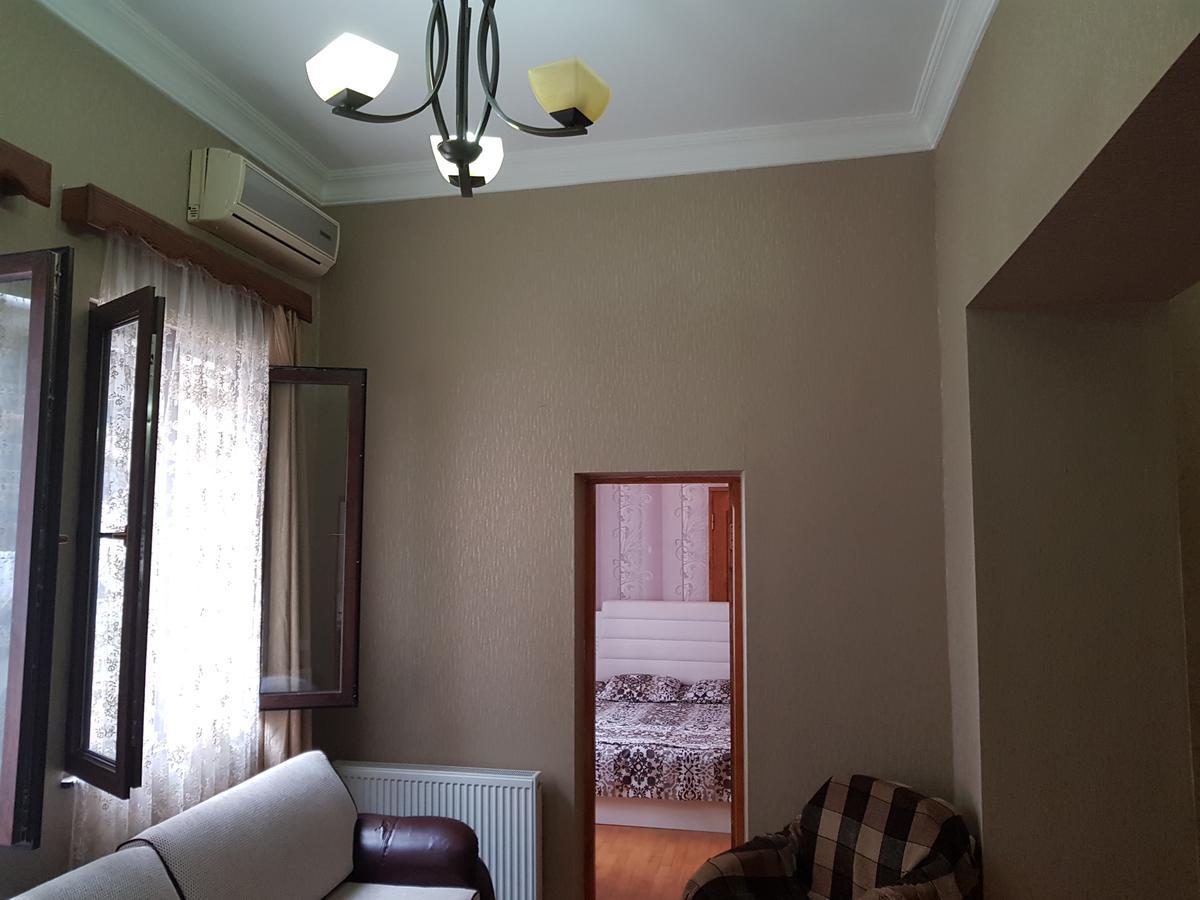 Apartments Cira Batumi Bagian luar foto