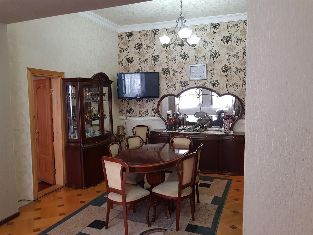 Apartments Cira Batumi Bagian luar foto