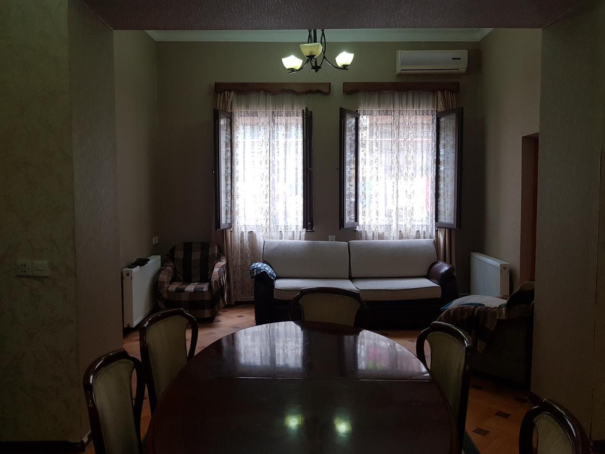 Apartments Cira Batumi Bagian luar foto